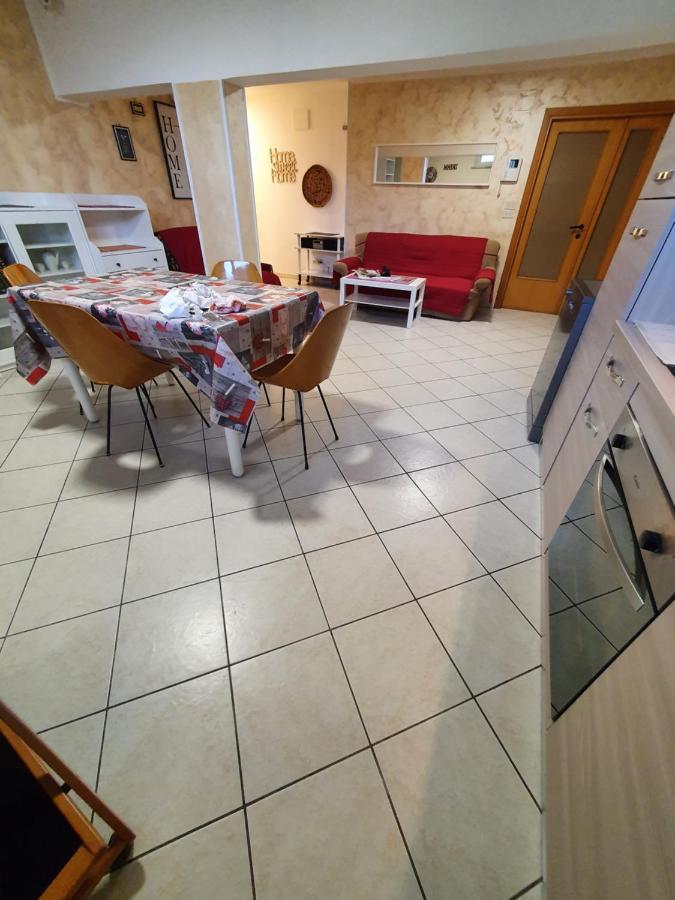 Casa Dell'Ape Maia Apartman Termoli Kültér fotó